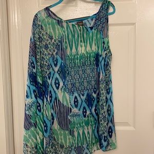 NWT Asymmetric Top Size 3 Travelers Collection